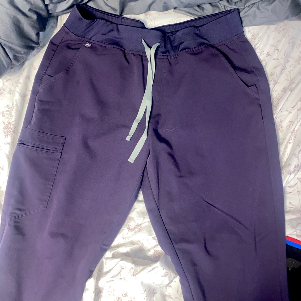 FIGS purple jogger scrub pants